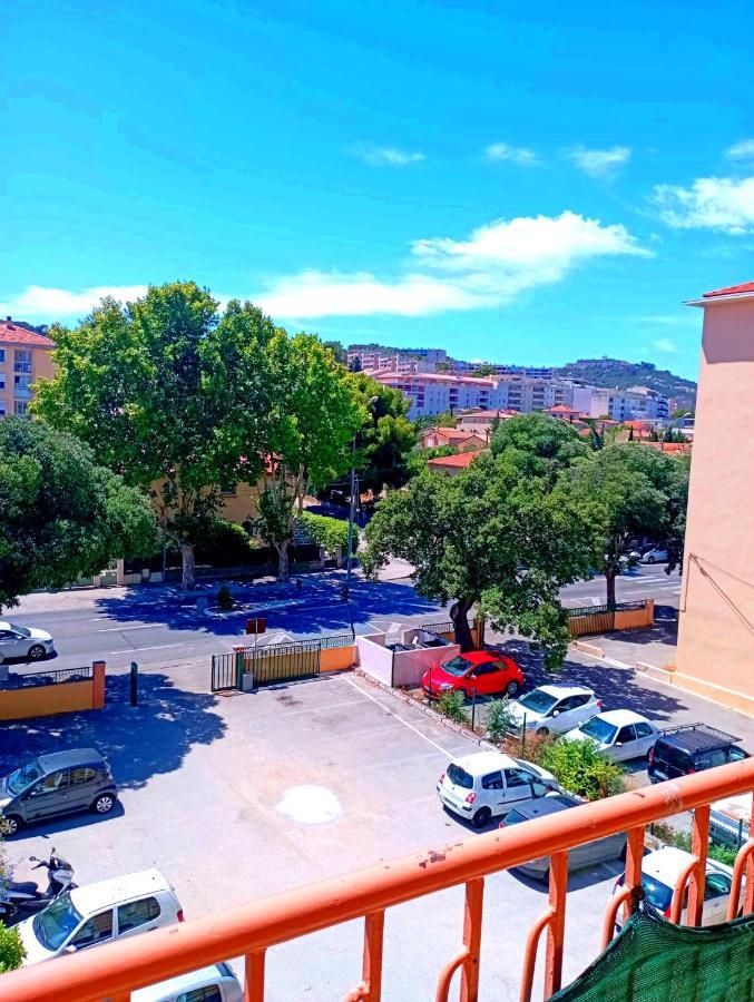 Appartement Abi La Seyne-sur-Mer Bagian luar foto